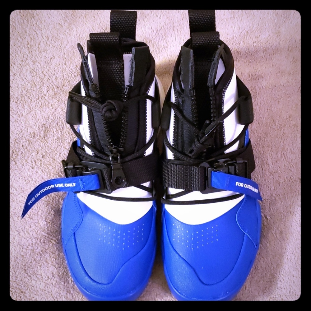 Nike Air Force 270 Utility Race